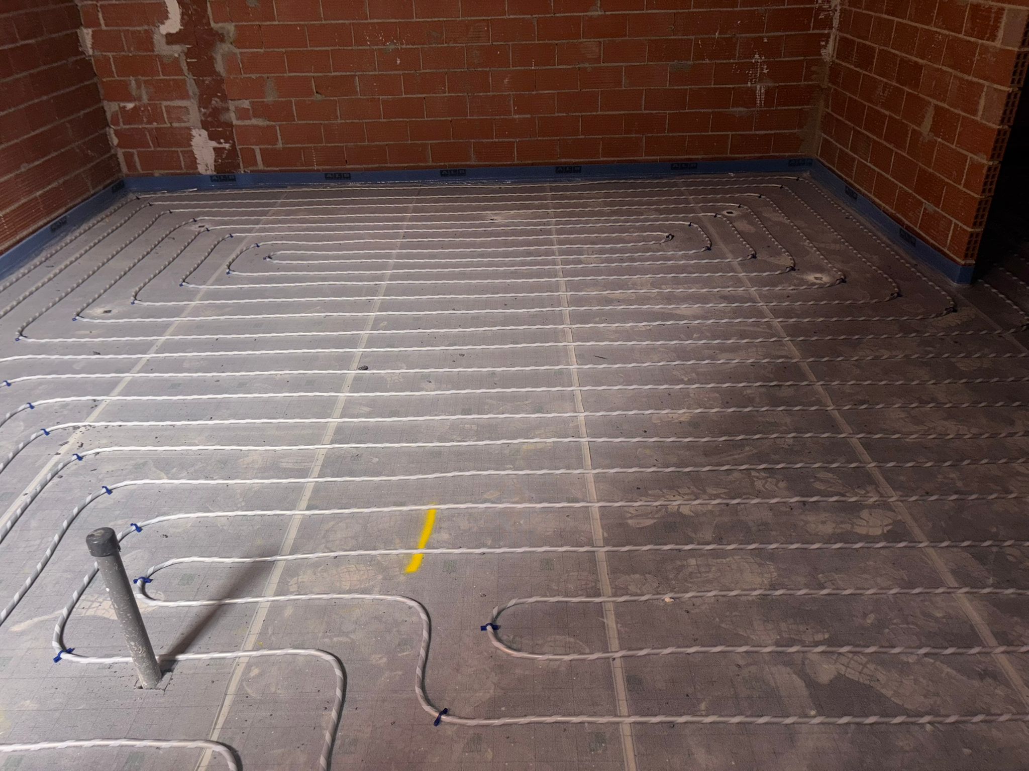 Instalación de suelo radiante DUALTERMiA – imagen 14